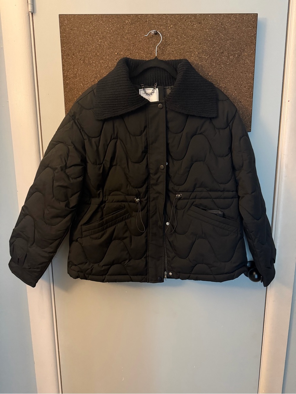 Women's Black Quilted Puffer Jacket with Knit Collar